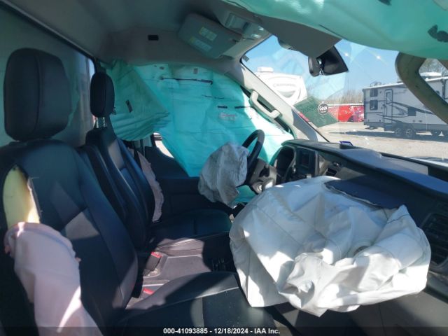 1FDBF6Z81NKA05332 Ford Transit-350 Cab
