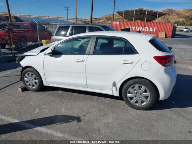 3KPA25AD7PE590079 KIA Rio 5-door S