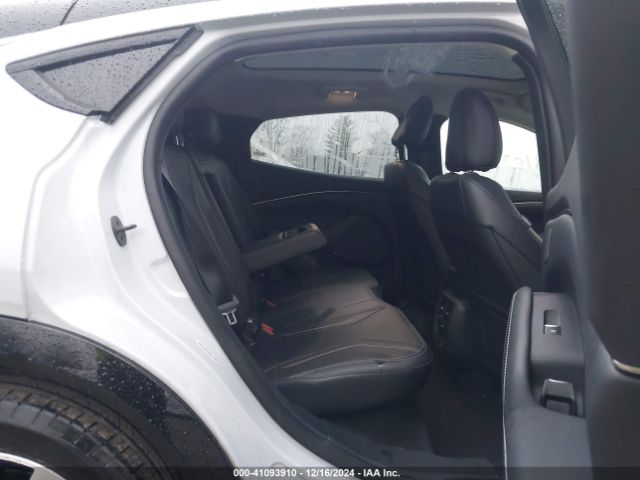 3FMTK3SU9PMB05289 Ford Mustang Mach-e Premium