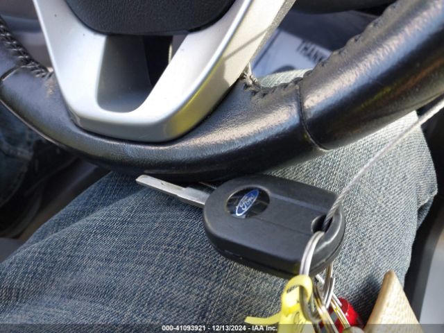 3FADP4BJ8FM141453 Ford FIESTA SE