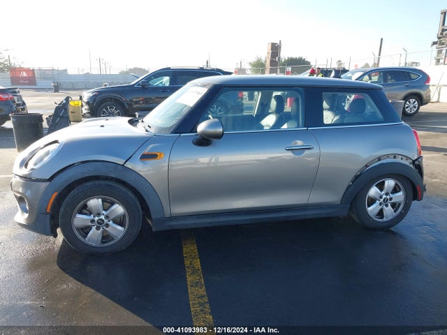 WMWXP5C53J3C65073 Mini Hardtop Cooper/oxford Edition