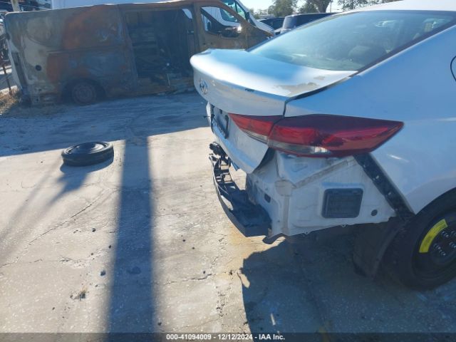 5NPD74LF9JH295723 Hyundai ELANTRA SE