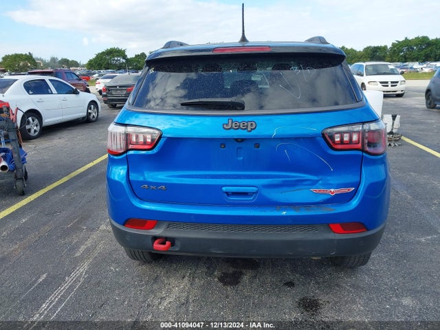 3C4NJDDB2MT598445 Jeep Compass Trailhawk 4x4