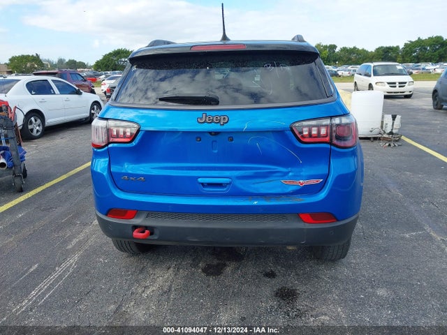 3C4NJDDB2MT598445 Jeep Compass Trailhawk 4x4