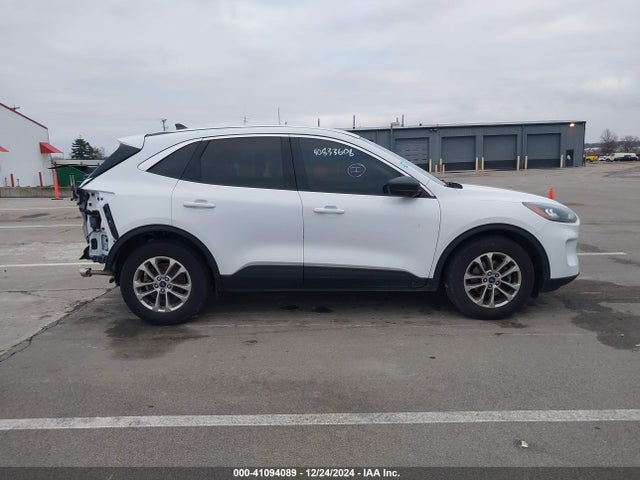 Ford ESCAPE SE 2022 1FMCU0G67NUB27299 Image 14