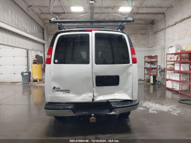 1GCWGFCF7F1240285 Chevrolet Express 2500 Work Van