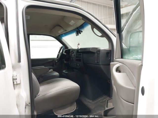 1GCWGFCF7F1240285 Chevrolet Express 2500 Work Van