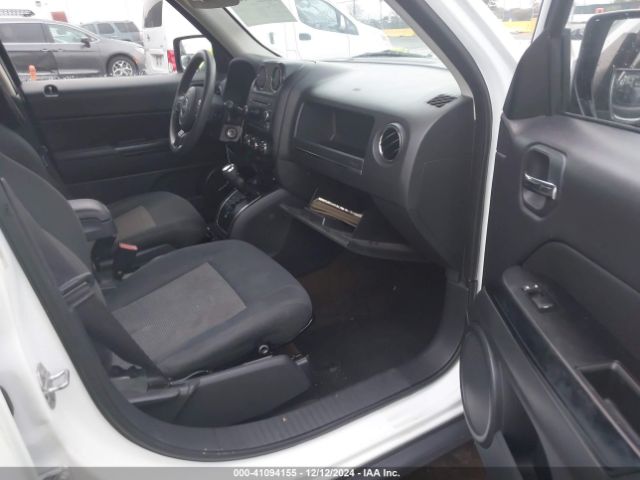 1C4NJPBAXFD247237 Jeep Patriot Sport