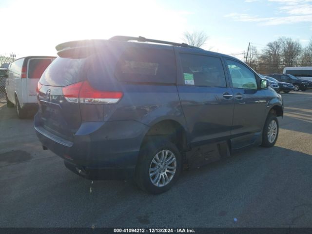 5TDYK3DC8ES514928 Toyota Sienna Xle/limited