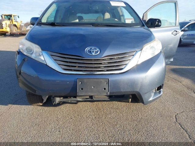 5TDYK3DC8ES514928 Toyota Sienna Xle/limited