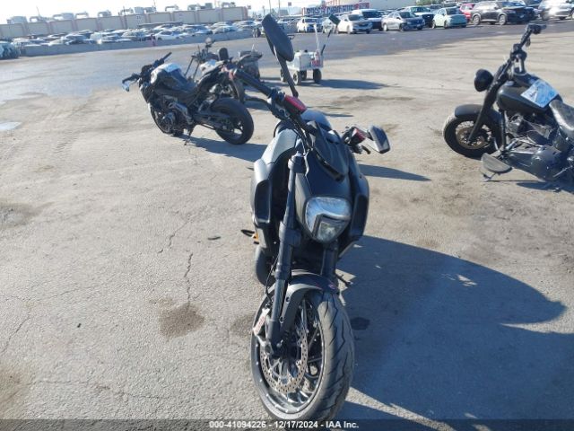 2016 DUCATI DIAVEL ZDM13BSW3GB028516 Photo 4