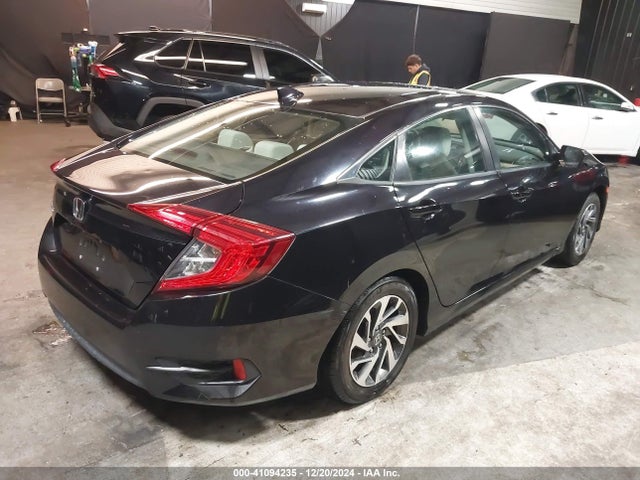2HGFC2F82JH592719 Honda CIVIC EX