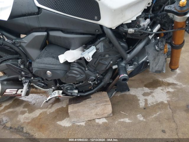 2022 YAMAHA YZFR7 JYARM38E6NA002863 Photo 7