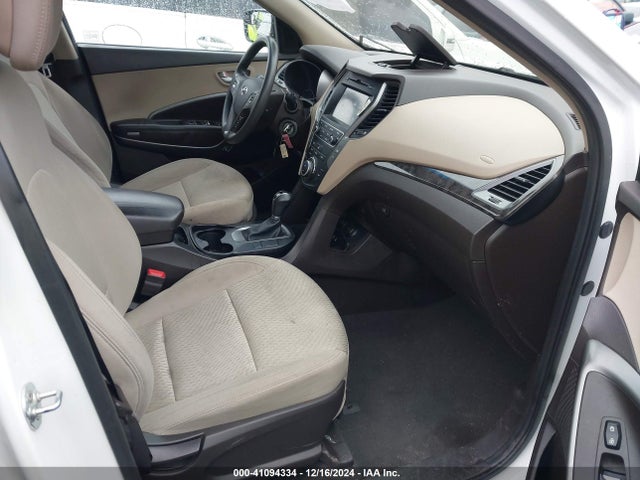 5NMZU3LB4HH005353 Hyundai Santa Fe Sport 2.4l