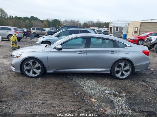 1HGCV1F99JA077764 Honda Accord Touring