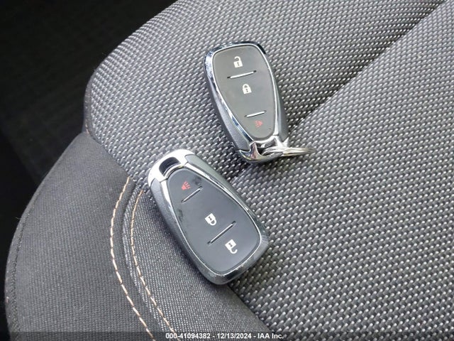 Chevrolet Traverse Ls 2019 1GNERFKW1KJ138747 Image 11
