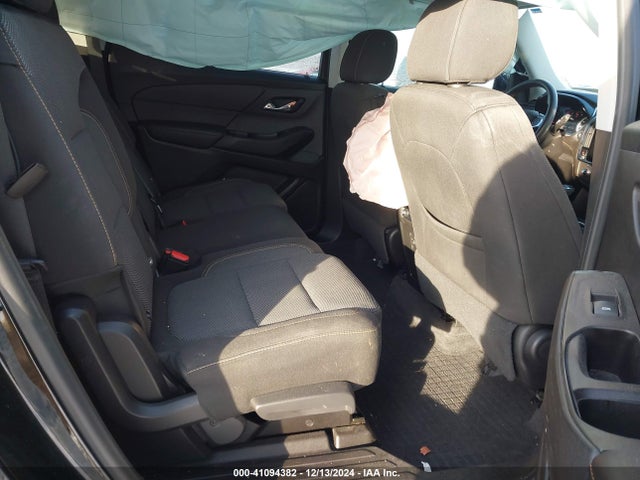 Chevrolet Traverse Ls 2019 1GNERFKW1KJ138747 Image 8