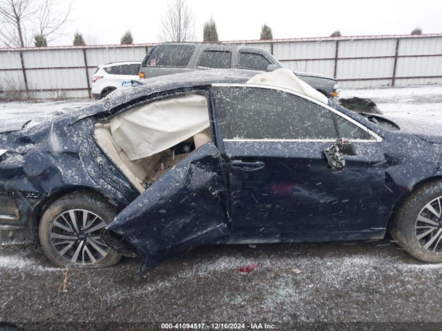 Subaru Legacy 2.5i Premium 2018 4S3BNAF64J3045051 Image 14
