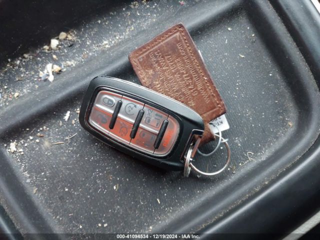 2C4RC1BG2HR831547 Chrysler Pacifica Touring-l