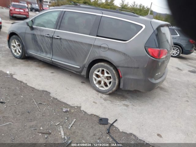 2C4RC1BG2HR831547 Chrysler Pacifica Touring-l