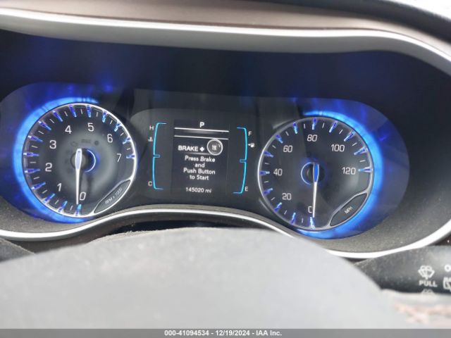 2C4RC1BG2HR831547 Chrysler Pacifica Touring-l