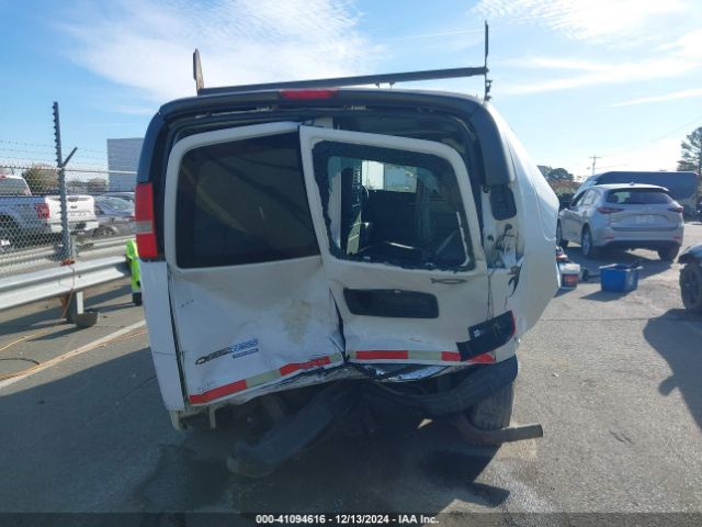 1GCSGAFX0E1170049 Chevrolet Express 1500 Work Van