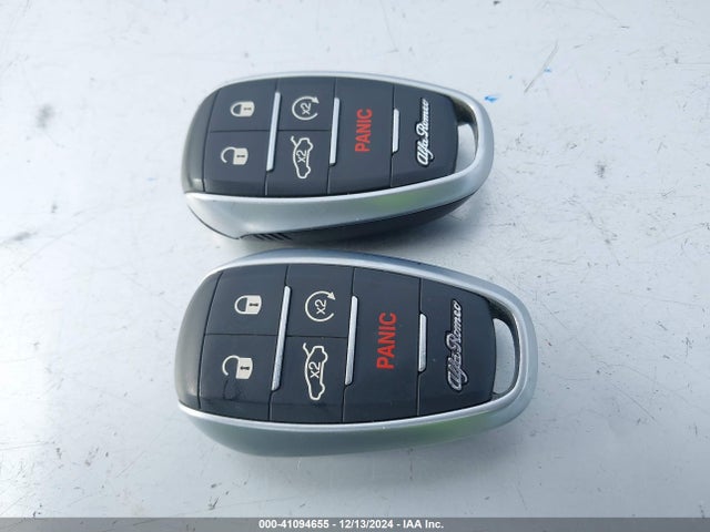 ZARFAECN4H7546577 Alfa Romeo Giulia Ti Rwd