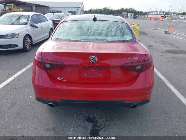Alfa Romeo Giulia Ti Rwd 2017 ZARFAECN4H7546577 Image 16