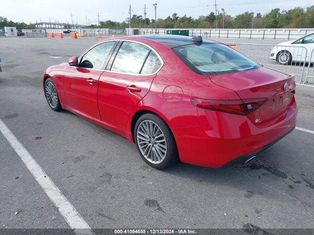 ZARFAECN4H7546577 Alfa Romeo Giulia Ti Rwd