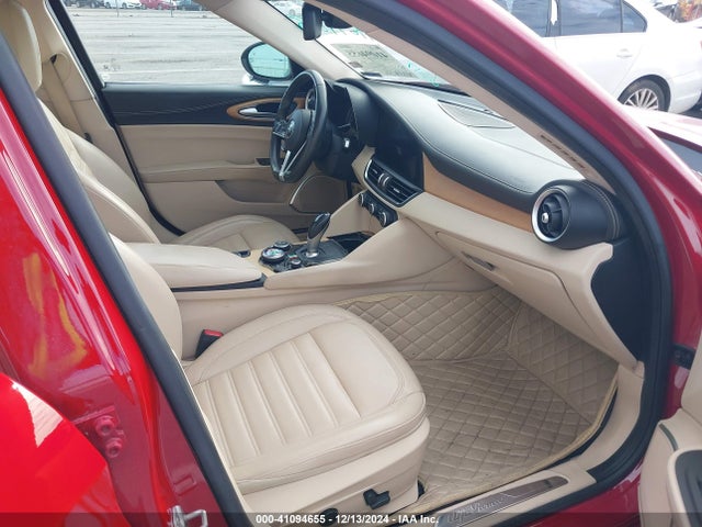ZARFAECN4H7546577 Alfa Romeo Giulia Ti Rwd