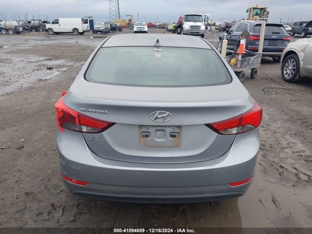 Hyundai ELANTRA SE 2015 5NPDH4AE2FH608156 Image 16