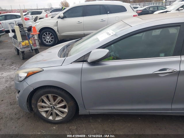 Hyundai ELANTRA SE 2015 5NPDH4AE2FH608156 Image 19