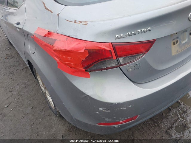 Hyundai ELANTRA SE 2015 5NPDH4AE2FH608156 Image 21