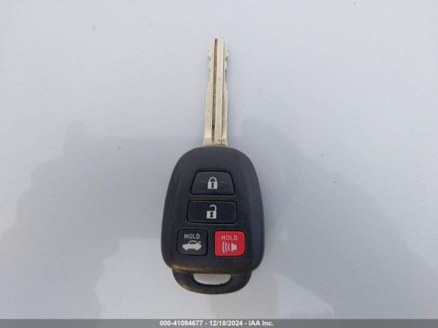 2T1BURHE3GC684303 Toyota COROLLA LE