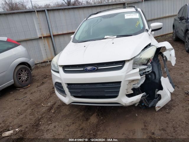 1FMCU9GXXGUA84299 Ford ESCAPE SE