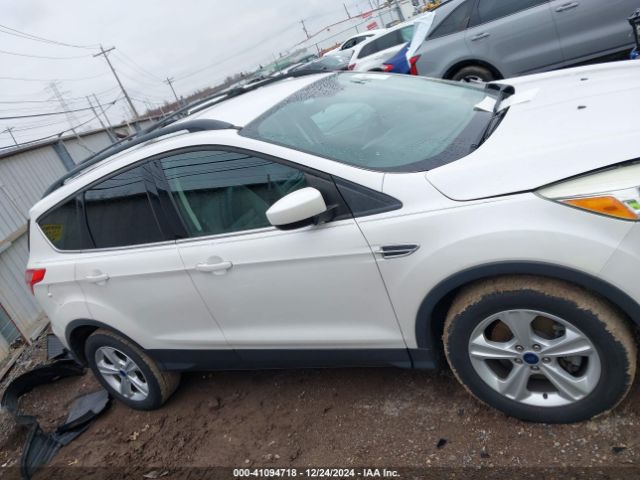 1FMCU9GXXGUA84299 Ford ESCAPE SE