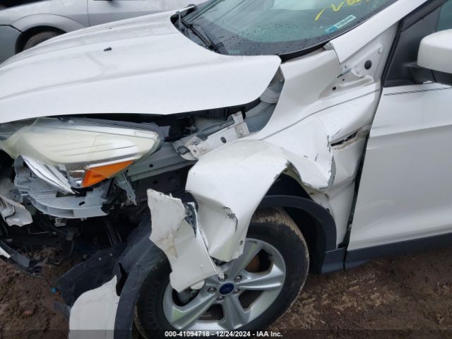 1FMCU9GXXGUA84299 Ford ESCAPE SE