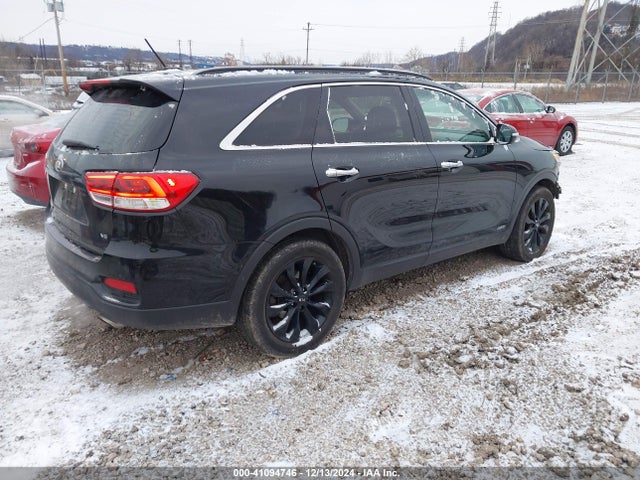 KIA Sorento 3.3l S 2019 5XYPGDA53KG590820 Image 4