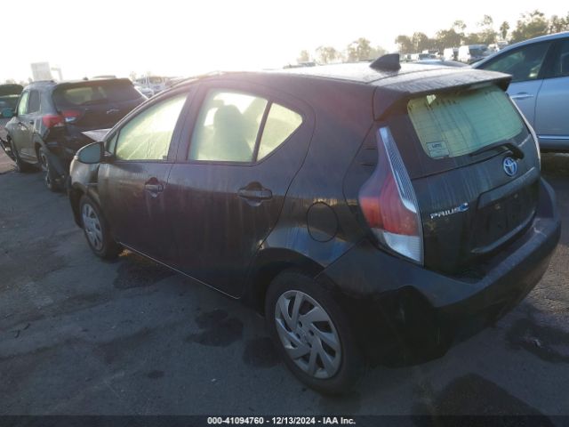 JTDKDTB39F1113826 Toyota Prius C Two