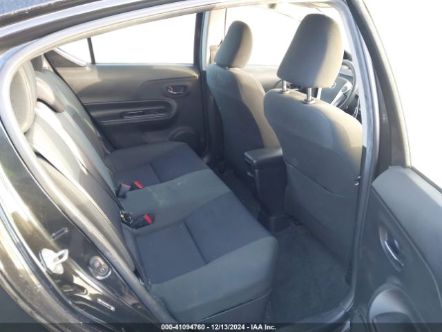 JTDKDTB39F1113826 Toyota Prius C Two