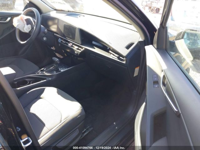 KNDCP3LEXR5152028 KIA NIRO LX