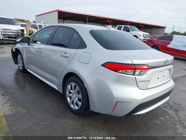 Toyota COROLLA LE 2021 5YFEPMAE1MP246859 Image 3