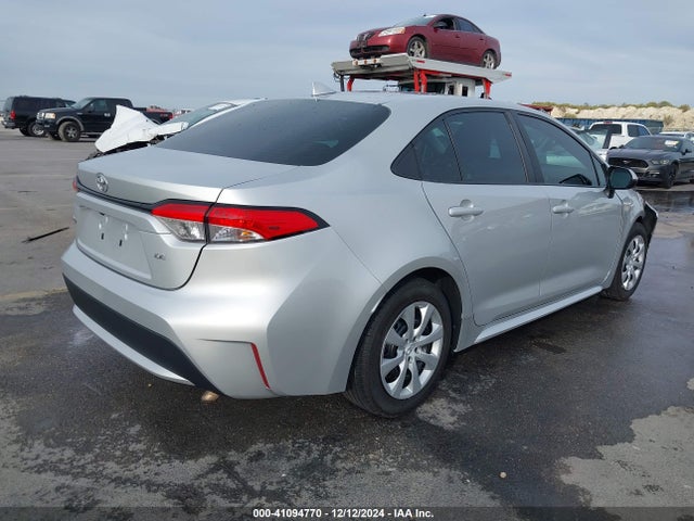 Toyota COROLLA LE 2021 5YFEPMAE1MP246859 Image 4