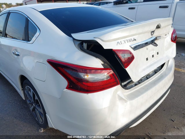 Nissan Altima 2.5 Sr 2017 1N4AL3AP9HN324609 Image 18