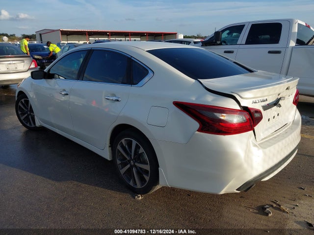 Nissan Altima 2.5 Sr 2017 1N4AL3AP9HN324609 Image 3