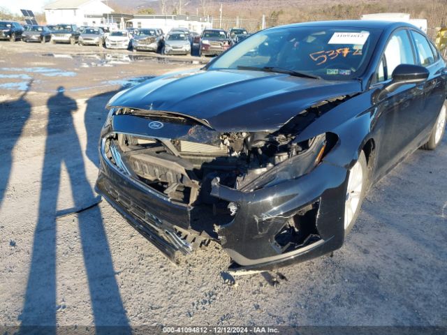 3FA6P0HD5LR165372 Ford FUSION SE