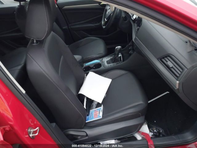 2020 VOLKSWAGEN JETTA 3VWCB7BU7LM056757 Photo 4