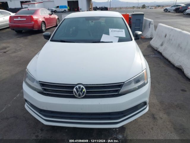 3VWD17AJ3GM370152 Volkswagen Jetta 1.8t Sport