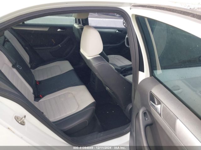 3VWD17AJ3GM370152 Volkswagen Jetta 1.8t Sport
