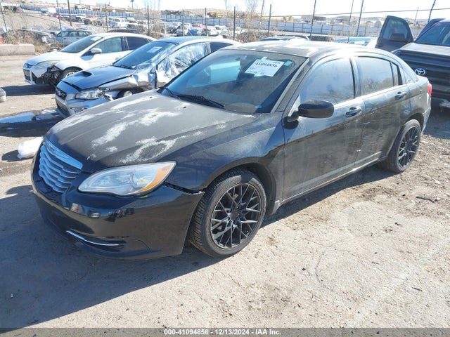1C3CCBAB9EN122757 Chrysler 200 LX